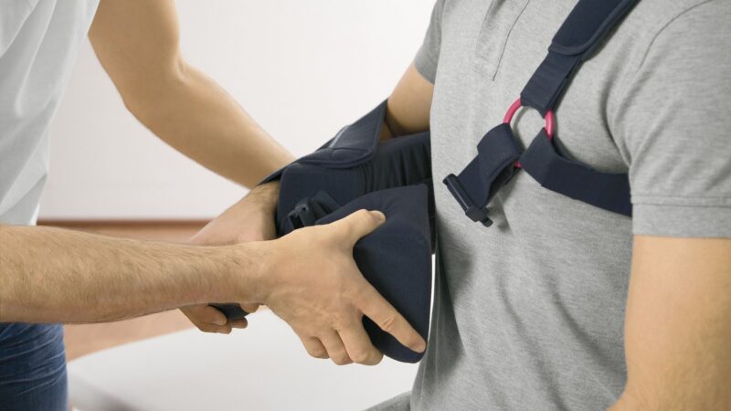 Особливості застосування плечового бандажа в різних випадках