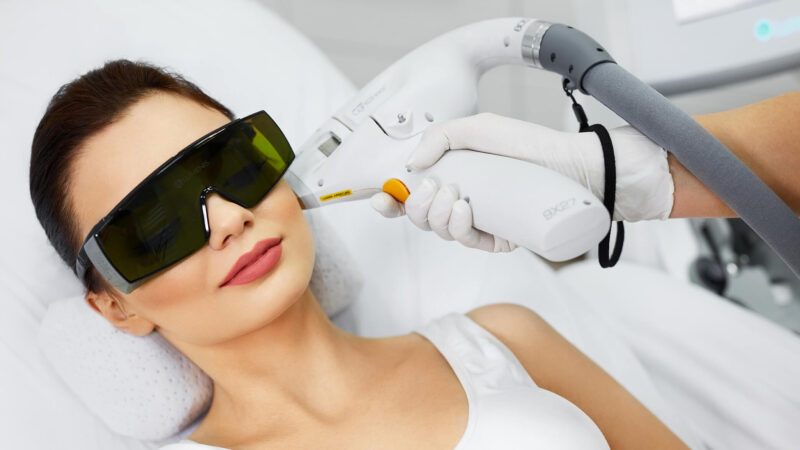 Як підготуватися до лазерної епіляції обличчя: важливі поради та рекомендації